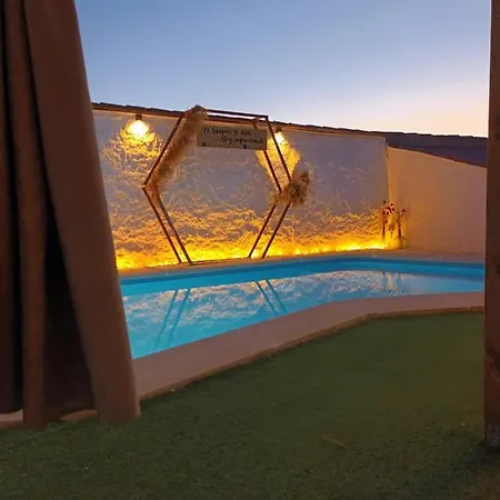 Aljibe Morisco - - *