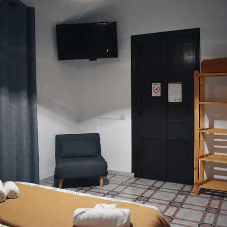 Aljibe Morisco - - Kır Evi