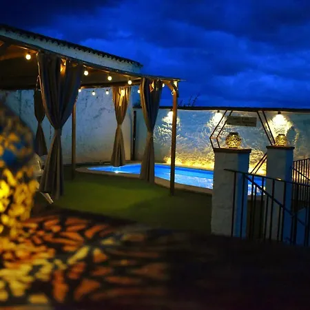 Aljibe Morisco - - * Hornachos